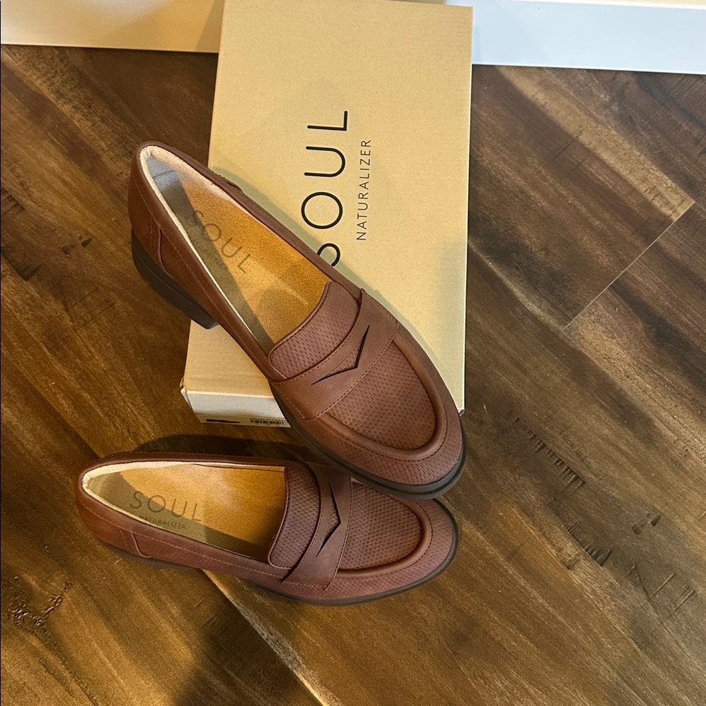 Naturalizer Soul Brown Loafers - Picture 2 of 16